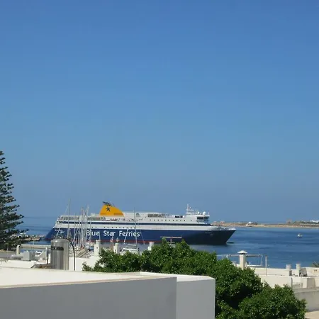 Meletis * Parikia (Paros)