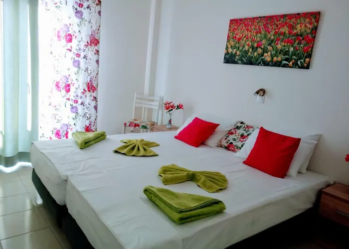 Meletis Lejlighed Páros